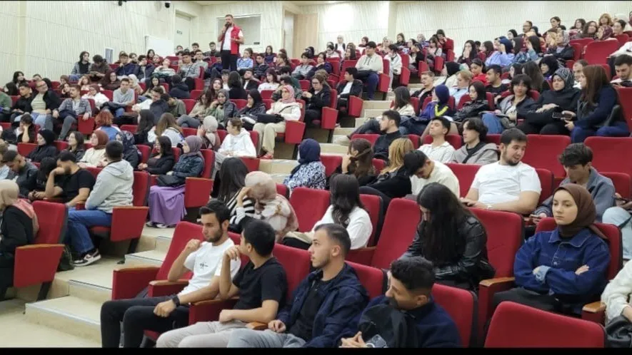 Erzurum polisinde gençlere bilgilendirme