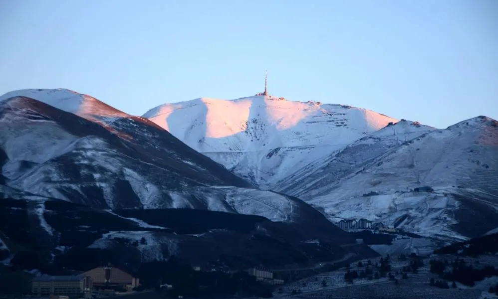 Erzurum’a kar geliyor