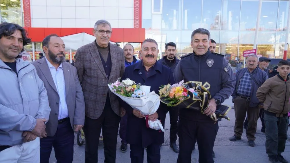 Başkan Sunar ve İl Emniyet Müdürü Karaburun’dan pazar denetimi