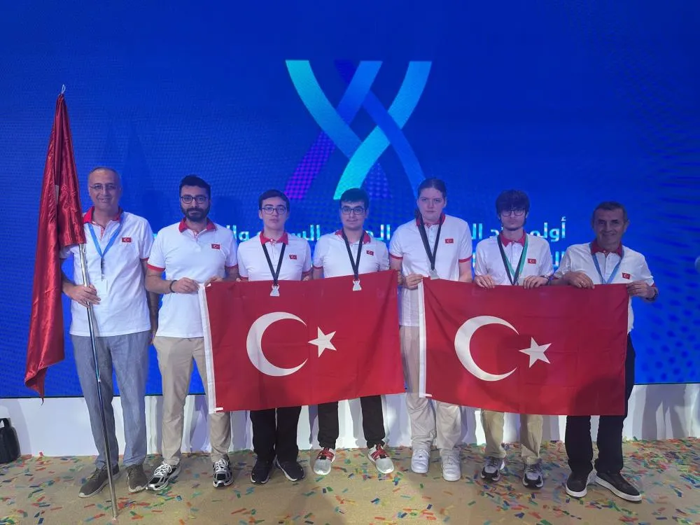 Kimya Olimpiyatlarına Atatürk Üniversitesinde hazırlanan Kimya Türk Milli Takımından büyük başarı